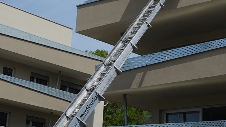 louer un monte-meubles